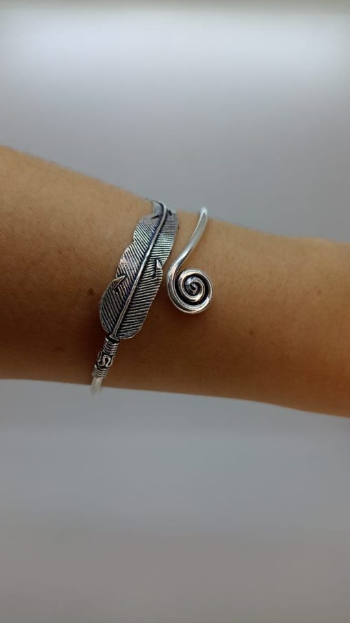 Pulsera pluma