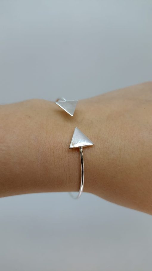 Pulsera triangulos