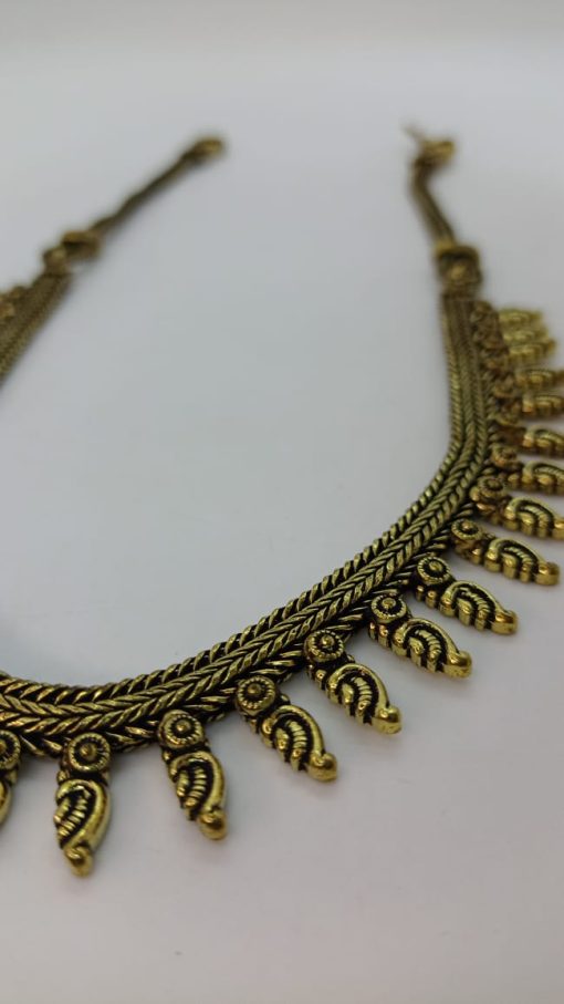 Collar bronce